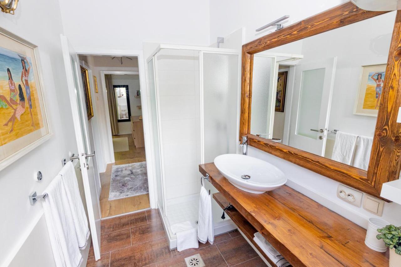 Residence Pecek Novigrad Istria Eksteriør billede